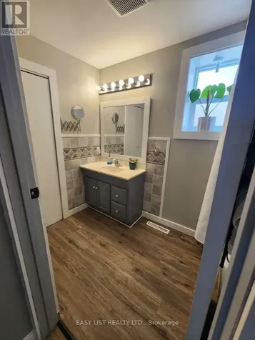 516 Bay Street Kenora ON P0X 1C0