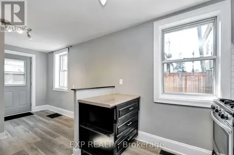 566 Kirkwood Avenue Ottawa ON K1Z 5X4
