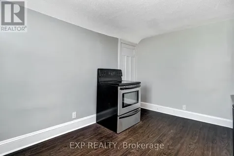 566 Kirkwood Avenue Ottawa ON K1Z 5X4