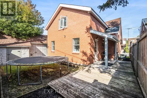 566 Kirkwood Avenue Ottawa ON K1Z 5X4