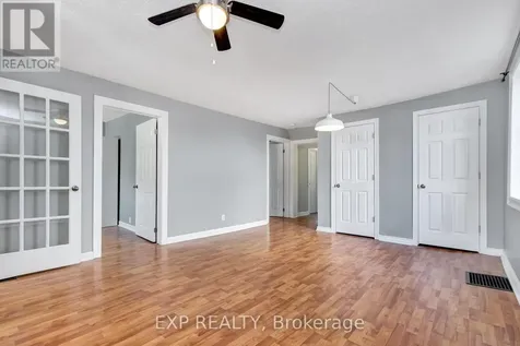 566 Kirkwood Avenue Ottawa ON K1Z 5X4