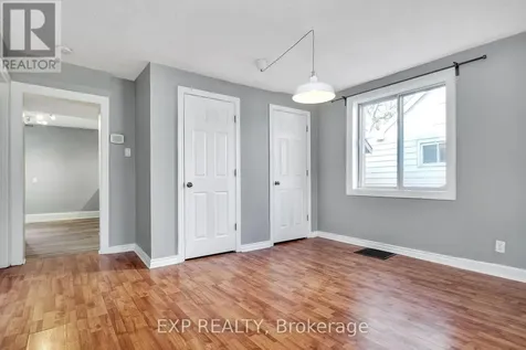 566 Kirkwood Avenue Ottawa ON K1Z 5X4