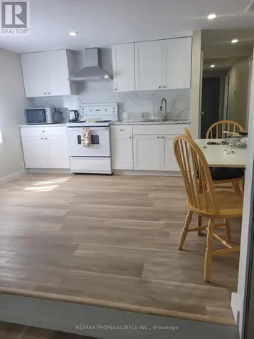 39 Beck Street Wasaga Beach ON L9Z 2K9
