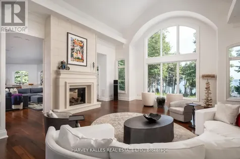 1562 Ladywood Way Innisfil ON L9S 2T7