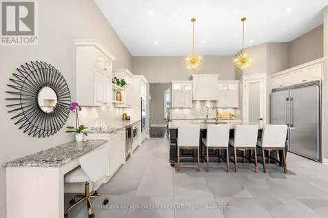 324 Hedley Way Ottawa ON K2W 0E4