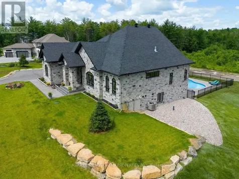 324 Hedley Way Ottawa ON K2W 0E4