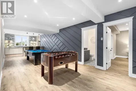 324 Hedley Way Ottawa ON K2W 0E4