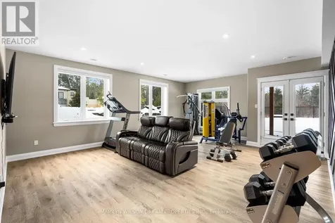 324 Hedley Way Ottawa ON K2W 0E4