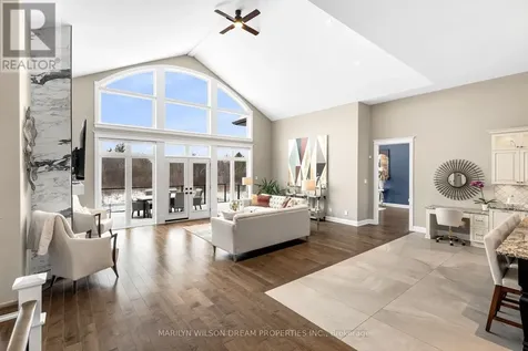 324 Hedley Way Ottawa ON K2W 0E4