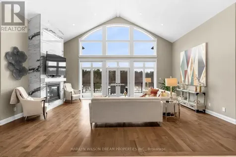 324 Hedley Way Ottawa ON K2W 0E4