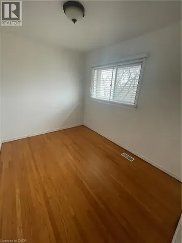124 Avalon Place Kitchener ON N2M 4N7