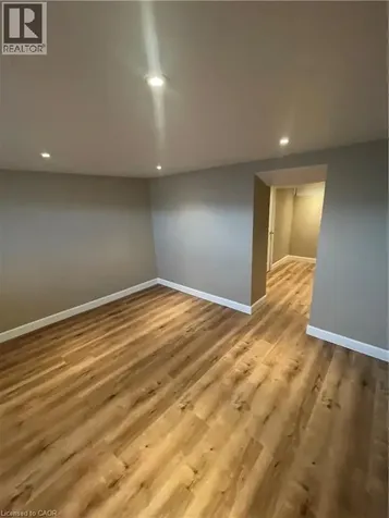 124 Avalon Place Kitchener ON N2M 4N7