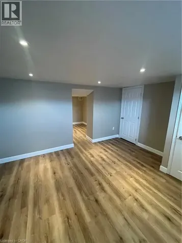 124 Avalon Place Kitchener ON N2M 4N7