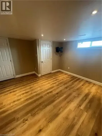 124 Avalon Place Kitchener ON N2M 4N7