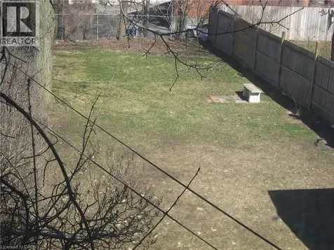 124 Avalon Place Kitchener ON N2M 4N7