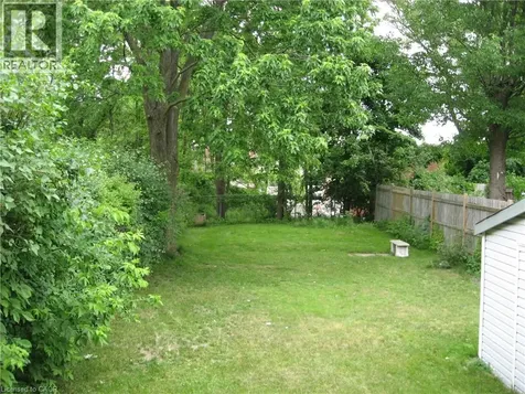 124 Avalon Place Kitchener ON N2M 4N7