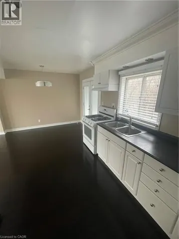124 Avalon Place Kitchener ON N2M 4N7