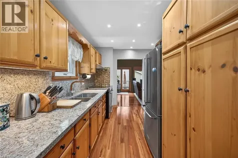 3 Second Street South Stoney Creek ON L8G 1R4