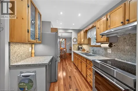 3 Second Street South Stoney Creek ON L8G 1R4