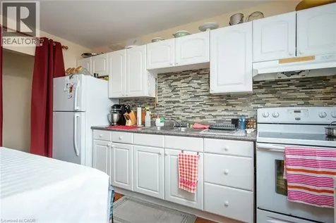 129 River Road East Kitchener ON N2B 2G7