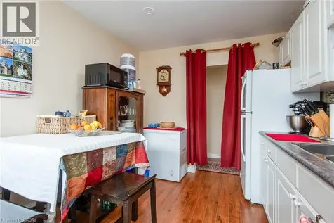 129 River Road East Kitchener ON N2B 2G7