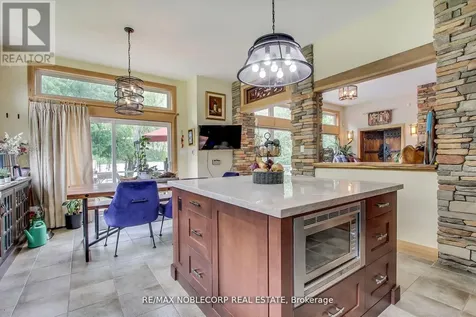 11201 Lake Ridge Road Scugog ON L9L 1V7