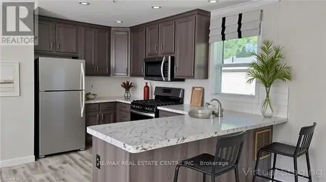 24 Macpherson Crescent Hamilton ON N0B 2J0