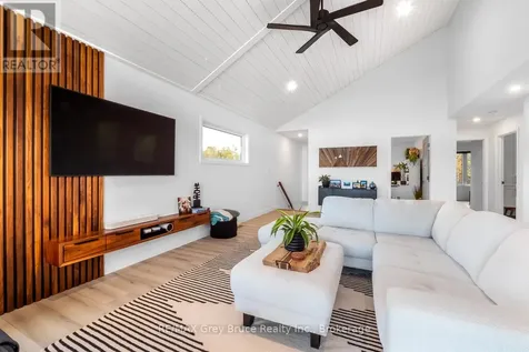 166 Country Side Drive Chatsworth ON N0H 1G0