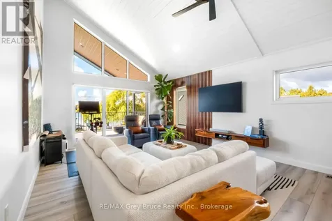 166 Country Side Drive Chatsworth ON N0H 1G0