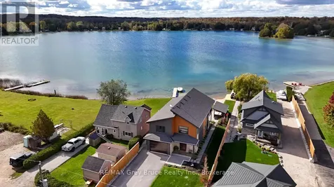 166 Country Side Drive Chatsworth ON N0H 1G0