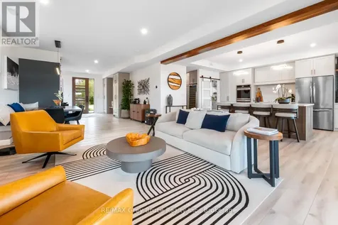 166 Country Side Drive Chatsworth ON N0H 1G0