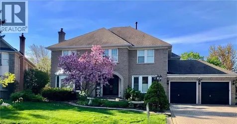 2056 Hadfield Court Burlington ON L7M 3V4