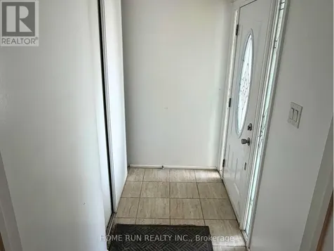166 Withrow Avenue Ottawa ON K2G 3N8