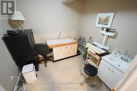 2135 Pitt Street Cornwall ON K6K 1A1