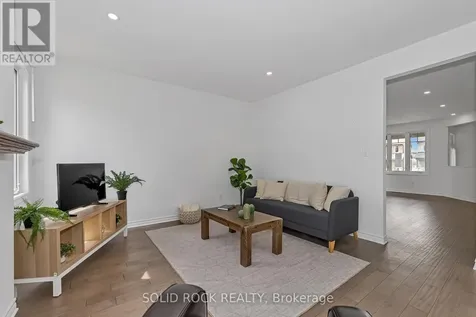 149 Minikan Street Ottawa ON K1X 0E5