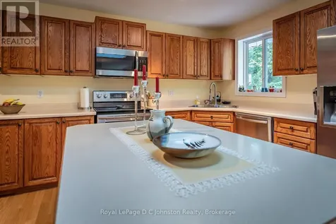 27 Gremik Crescent South Bruce Peninsula ON N0H 2G0