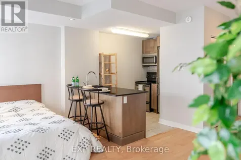 242 Rideau Street Ottawa ON K1N 0B7
