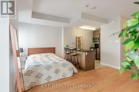 242 Rideau Street Ottawa ON K1N 0B7