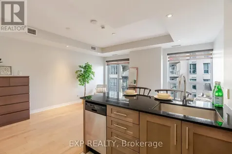 242 Rideau Street Ottawa ON K1N 0B7