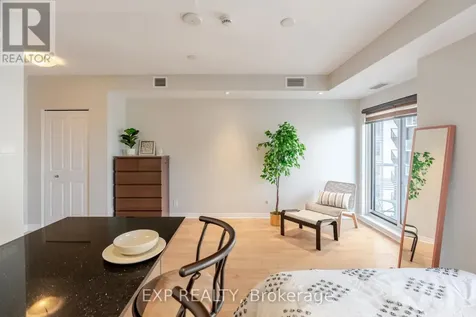 242 Rideau Street Ottawa ON K1N 0B7
