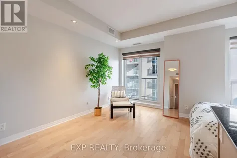 242 Rideau Street Ottawa ON K1N 0B7