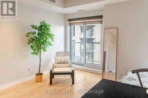 242 Rideau Street Ottawa ON K1N 0B7