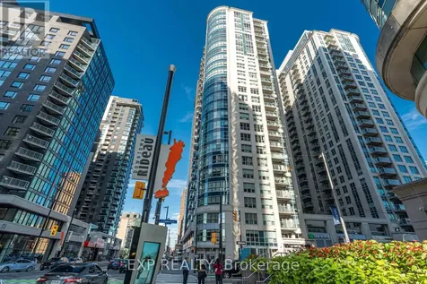 242 Rideau Street Ottawa ON K1N 0B7