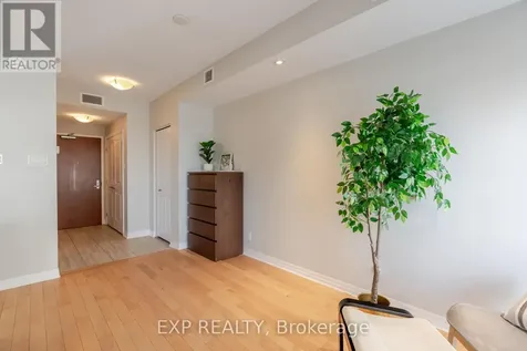 242 Rideau Street Ottawa ON K1N 0B7