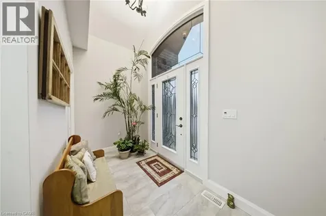 156 St Michael's Street Delhi ON N4B 3C8