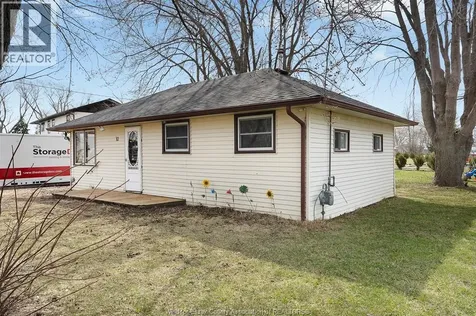 12 Patricia Avenue Wheatley ON N0P 2P0