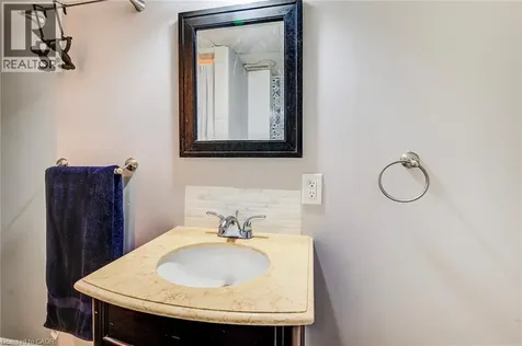 120 Dudhope Avenue Cambridge ON N1R 4T7