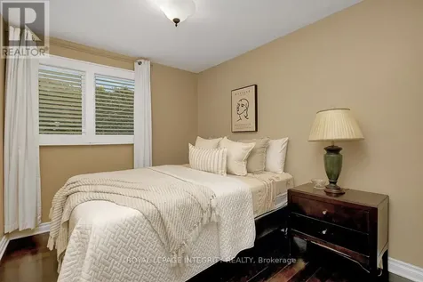27 Birchview Road Ottawa ON K2G 3G3