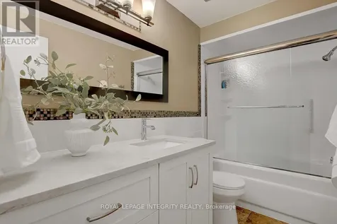 27 Birchview Road Ottawa ON K2G 3G3