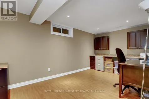 27 Birchview Road Ottawa ON K2G 3G3